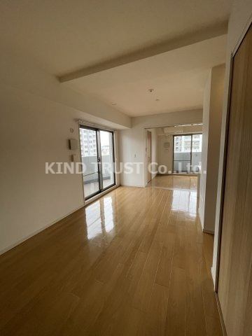 LaSante　梅田北（旧オリーブコート）の居間・リビング