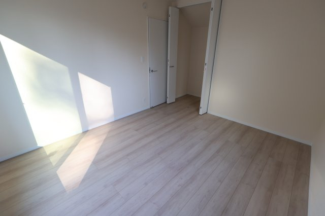 《仲介手数料無料》緑区大字三室615-1新築一戸建てハートフルタウンの洋室