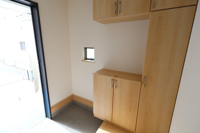 《仲介手数料無料》緑区大字三室615-1新築一戸建てハートフルタウンの玄関