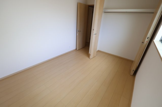 《仲介手数料無料》緑区大字三室615-1新築一戸建てハートフルタウンの洋室