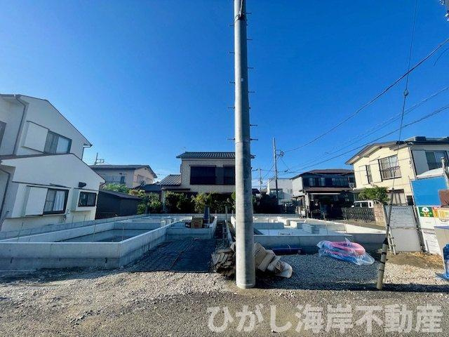 平塚市虹ケ浜　新築戸建　全２棟の外観|9月7日撮影　建築中　現地外観