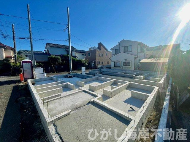 平塚市虹ケ浜　新築戸建　全２棟の外観|9月7日撮影　建築中　現地外観