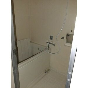 グレイス新伊勢山の浴室