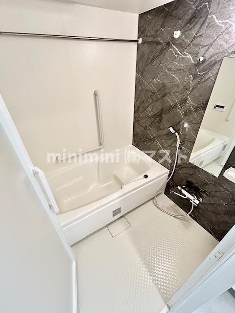 ノアレ北堀江の浴室