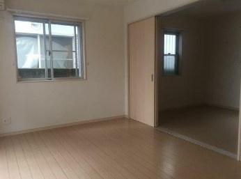 【寝室】 | ブライトコート | きれいなフローリング。