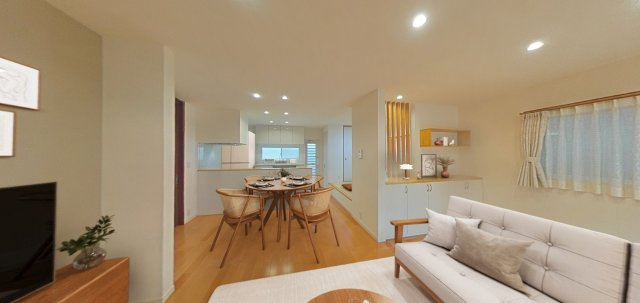 加古川市別府町新野辺のその他|【階段】
昇降時の動作をサポートする手すりが備わっています。壁にはお気に入りのアートポスターや家族写真を飾って華やかさをプラスしても◎