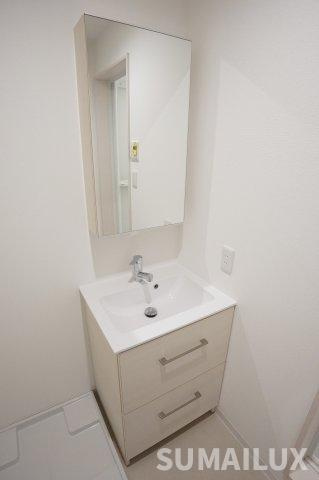 熊本市中央区渡鹿７丁目のアパートの洗面所