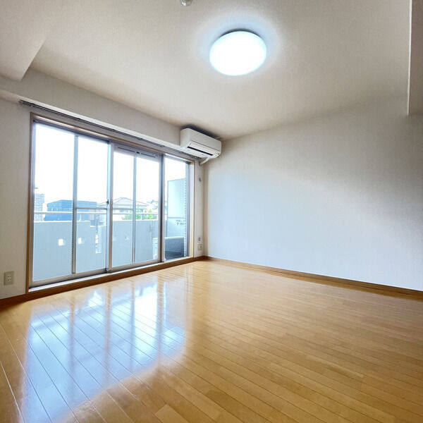 Crear fの居間・リビング