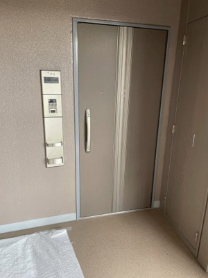 【玄関】 | ディークラディア鶴見アクロスタワー | 毎日ここを通ってお出掛け・お帰りなさい　玄関も重要なポイントですね