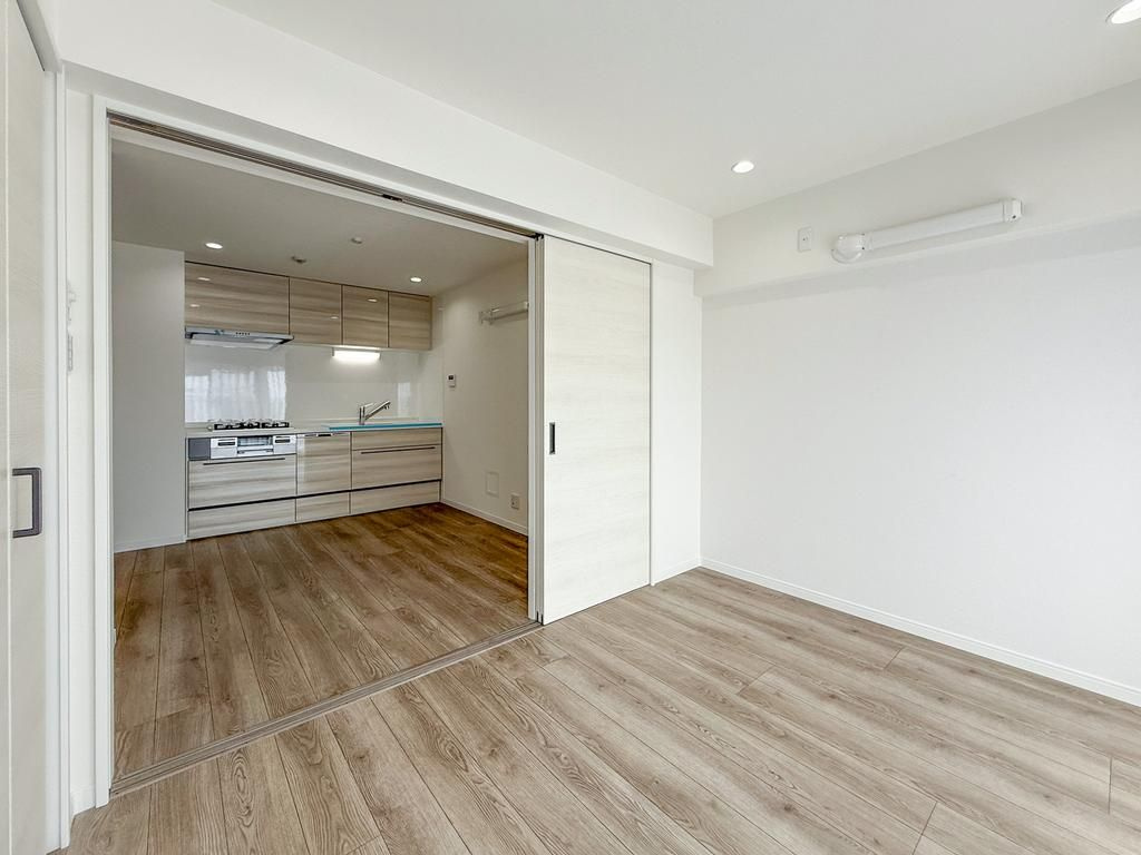 武蔵野市緑町１丁目の中古マンションの居間・リビング