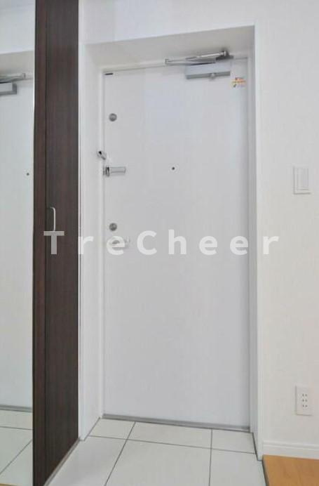 ゴールドシティ水道橋の玄関