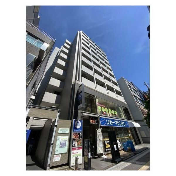 ディオレクレスト東心斎橋の外観