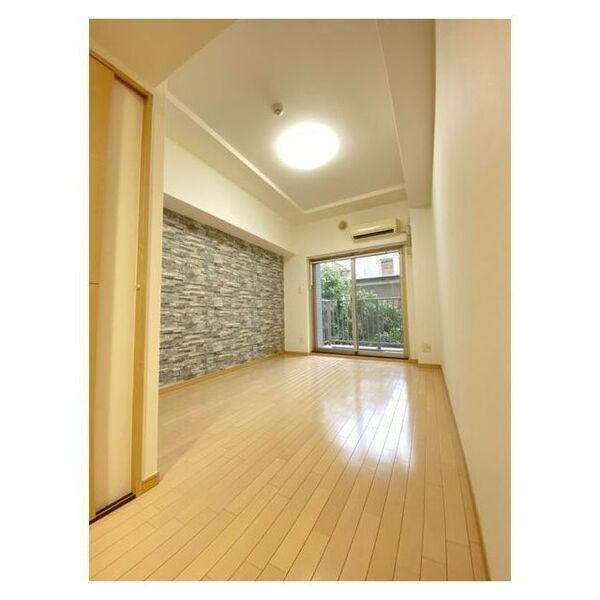 ディオレクレスト東心斎橋の寝室