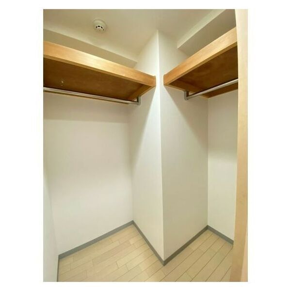 ディオレクレスト東心斎橋の収納