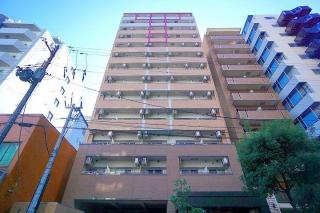 アーデンタワー靭公園の外観