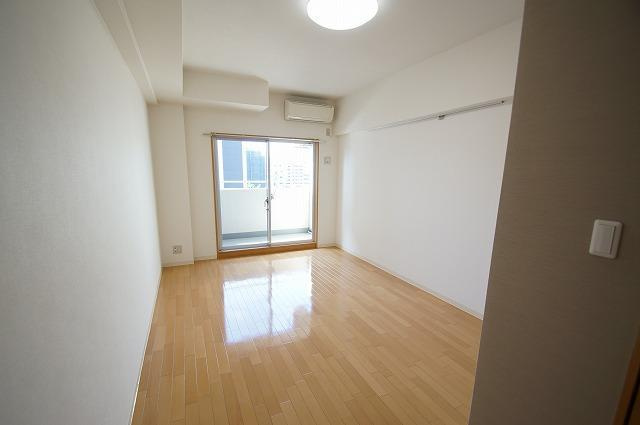 アーデンタワー靭公園の寝室