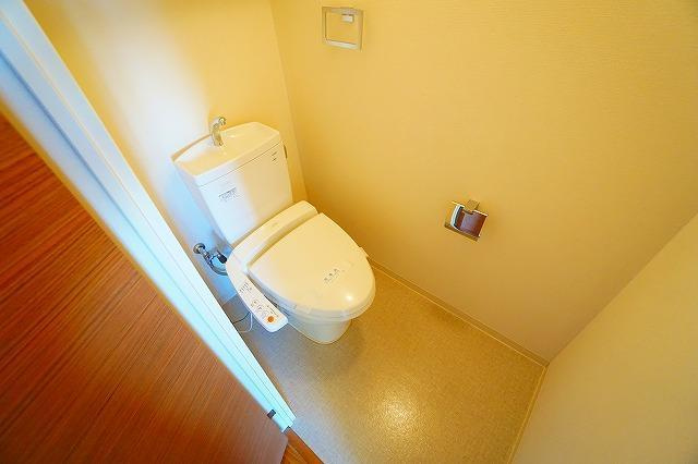 アーデンタワー福島ウエストのトイレ