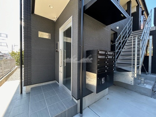 【エントランス】ラフィーネ二俣川