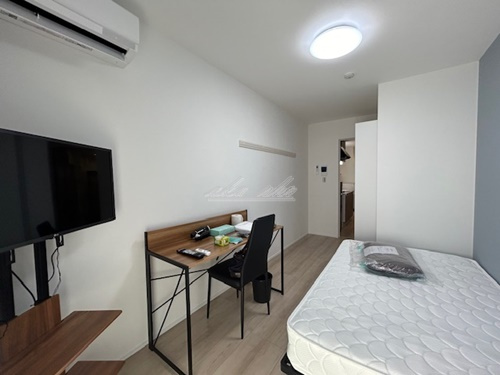 【居間・リビング】ラフィーネ二俣川