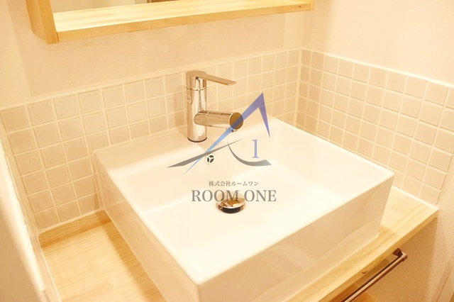 ベルメゾン上野松が谷の洗面所|洗面台です。