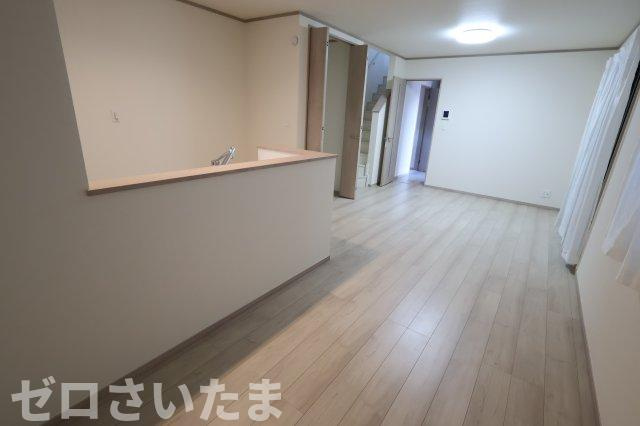 《仲介手数料無料》北区吉野町２丁目192-11新築一戸建てハートフルタウンの居間・リビング|撮影日 2025年11月10日 15:00 晴れ
