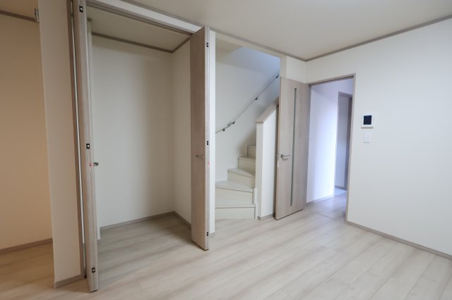 《仲介手数料無料》北区吉野町２丁目192-11新築一戸建てハートフルタウンの収納|撮影日 2025年11月10日 15:00 晴れ