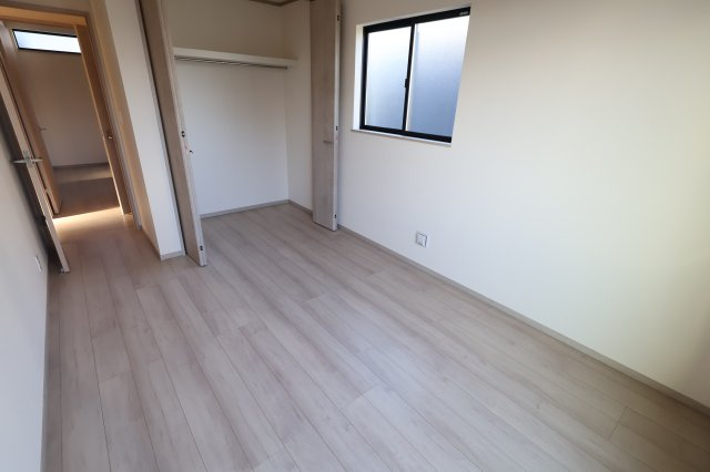 《仲介手数料無料》北区吉野町２丁目192-11新築一戸建てハートフルタウンの洋室|撮影日 2025年11月10日 15:00 晴れ