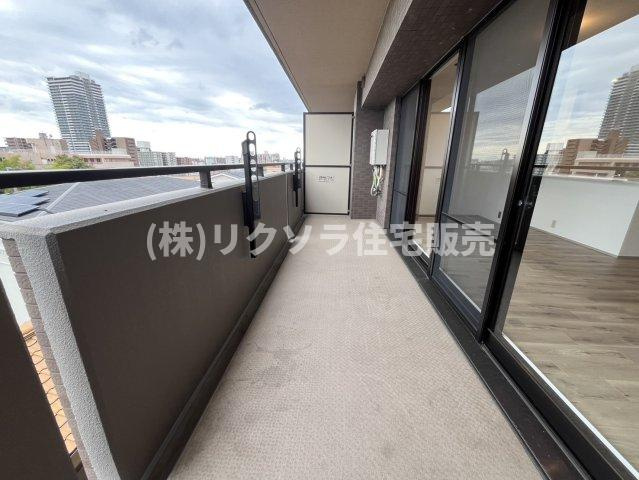 グランステイツ香里園山之手町のバルコニー|ワイドバルコニー
■物件内覧・資金計画相談・住宅ローン相談、リフォーム相談、お問合せ受付中■
※当日・翌日のご内覧、ご相談はお電話でのお問合せがスムーズです！