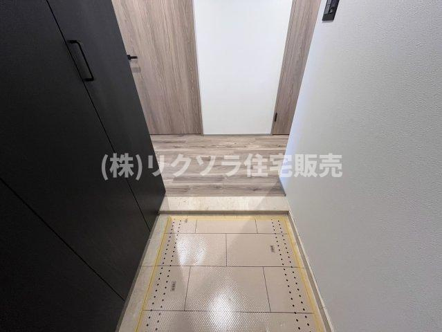 グランステイツ香里園山之手町の内装|玄関内部
■物件内覧・資金計画相談・住宅ローン相談、リフォーム相談、お問合せ受付中■
※当日・翌日のご内覧、ご相談はお電話でのお問合せがスムーズです！