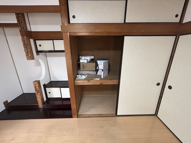 愛宕山南町貸家の収納|大きなものも収納できそうです