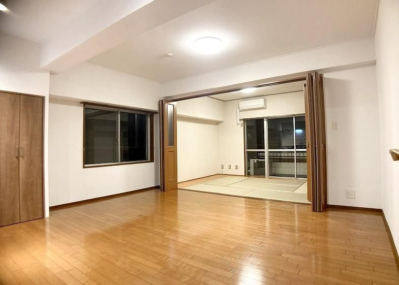 立川市錦町３丁目の中古マンションの居間・リビング