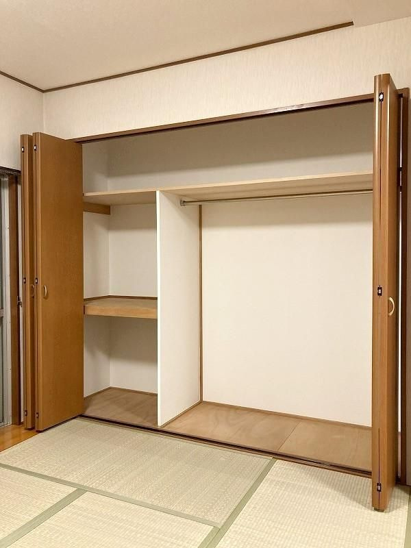 立川市錦町３丁目の中古マンションの収納