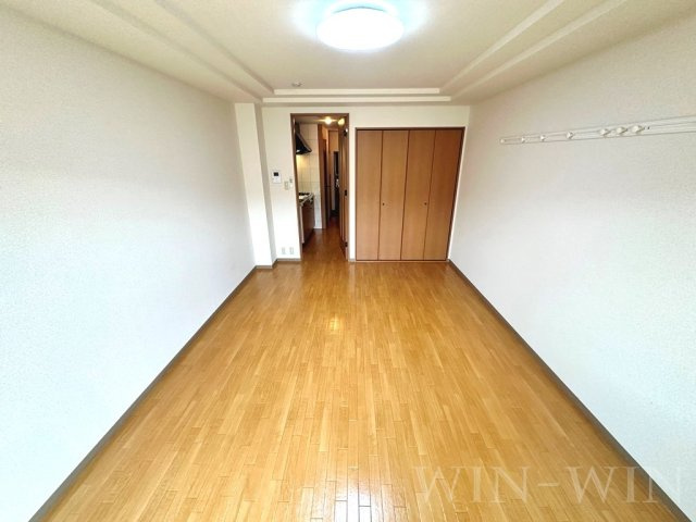 ネオコスモ西沢の居間・リビング