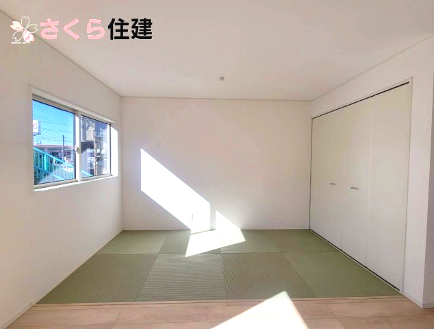 鹿沼市緑町第5　1号棟のその他|同社施工物件の写真です。雨の日や湿気の多い梅雨時期など、洗濯物が乾き難い時期に重宝する浴室換気乾燥機。										
