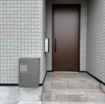 【玄関】 | 綾瀬市深谷中7丁目 新築戸建 全1棟