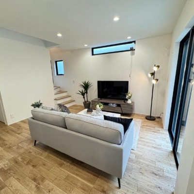 【居間・リビング】 | 綾瀬市深谷中7丁目 新築戸建 全1棟