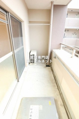 【バルコニー】 | レフィーナカルム江坂 | バルコニー付きで採光＆風通し良好！