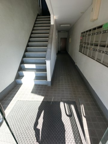 【エントランス】