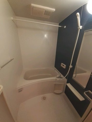 ハピネス　Ｂの浴室