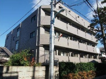 【外観】 | ルーブル荻窪参番館 | 鉄筋コンクリート造のがっちりとした建物。