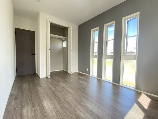 筑後市筑後小南の洋室