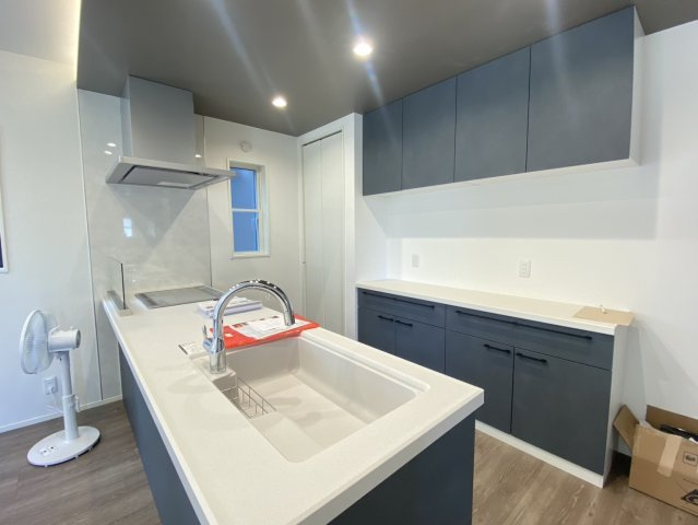 筑後市筑後小南のキッチン