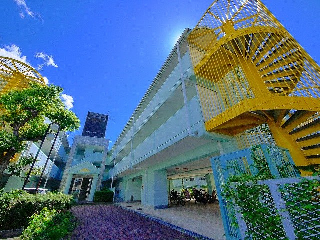 メゾン若草の外観