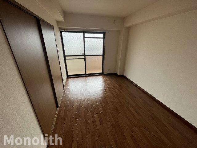 パール久米田の内装