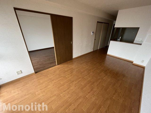 パール久米田の内装