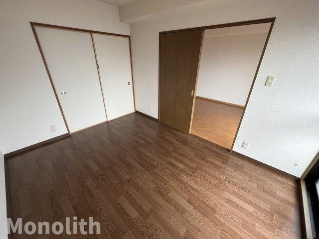 パール久米田の内装