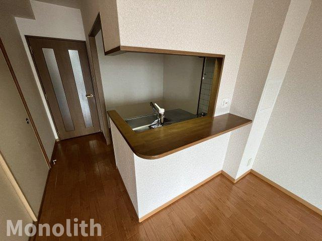 パール久米田の内装