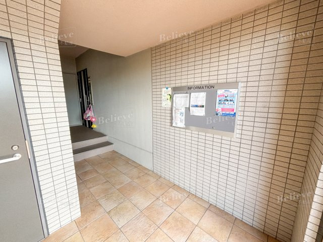 ラフィーネのロビー