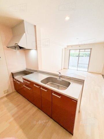 ラフィーネのキッチン|使い勝手の良いカウンターキッチンです♪