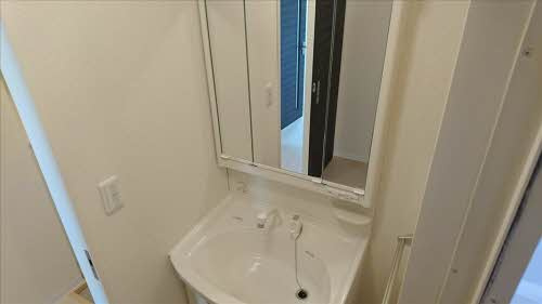 シャーメゾン エスポワールの洗面所